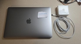 Good
													MacBook Pro 2020 - 13" - Apple M1, Gray, 512 GB, 8 GB, photo 1 of 8