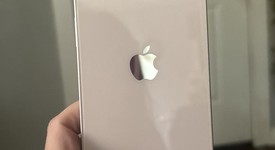 Mint
													Apple iPhone 13 - AT&T, Pink, 128 GB, A2482, photo 2 of 8