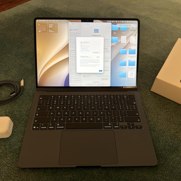 MacBook Air 2026 (M5) - 13 inch - 512 GB, Midnight, 16 GB, Apple M5 10-Core (8-core GPU)