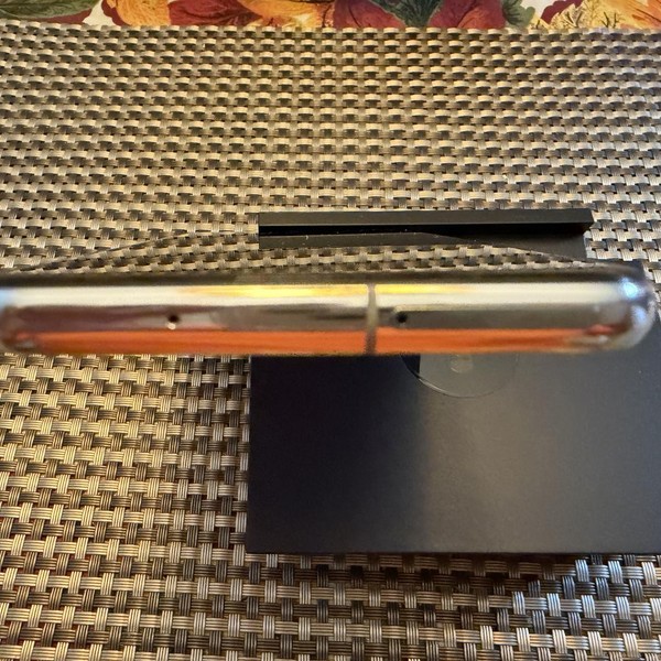 Samsung Galaxy S10e - Unlocked, 128 GB, White, 6 GB, SM-G970U1