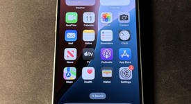 Mint
													Apple iPhone 15 - Unlocked, Green, 128 GB, A2846, photo 2 of 8