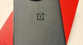 Mint
													OnePlus 13 - Unlocked, Black Eclipse, 256 GB, 12 GB, photo 2 of 8