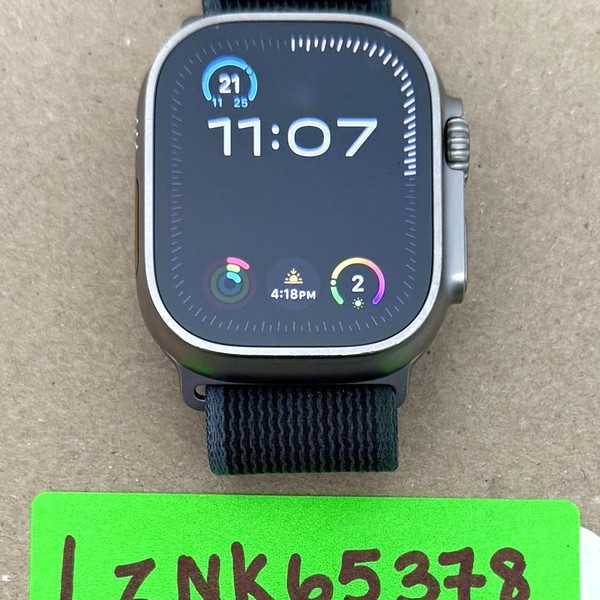 Apple Watch Ultra 2 49mm - Unlocked, Natural, A2986