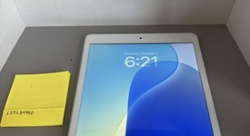Good
													Apple iPad 8th Gen - Wi-Fi, Silver, 32 GB, A2270, photo 1 of 5