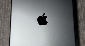 Good
													Apple iPad Pro 10.5" - Unlocked, Gold, 256 GB, photo 4 of 9