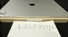 Mint
													Apple iPad Pro 13" (M4) 2024 - Unlocked, Silver, 256 GB, 8 GB, A2926, Standard Glass, photo 4 of 8