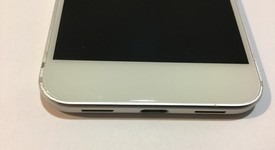 Fair
													Google Pixel XL - Verizon, Silver, 32 GB, 4 GB, Verizon Edition, photo 3 of 12