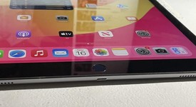 Good
													Apple iPad Pro 12.9" 2nd Gen 2017 - Unlocked, Gray, 512 GB, photo 4 of 7