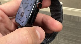 Good
													Apple Watch Series 9 45mm - Unlocked, Midnight, A2984 - Cellular, Aluminum, photo 4 of 6