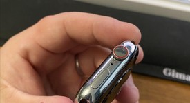 Good
													Apple Watch Series 4 44mm - Unlocked, Silver, A1976 - Cellular, Stainless, photo 2 of 7