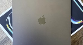 Mint
													Apple iPad Pro 13" (M4) 2024 - Wi-Fi, Black, 256 GB, 8 GB, A2925, Standard Glass, photo 4 of 10