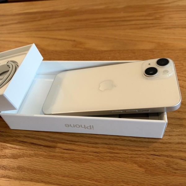 Apple iPhone 14 - Unlocked, 128 GB, Starlight, A2649