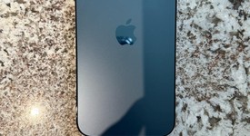 Good
													Apple iPhone 12 Pro Max - Unlocked, Pacific Blue, 256 GB, A2342, photo 5 of 11