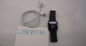 Good
													Apple Watch SE 1st Gen 44mm - Unlocked, Gray, A2354 - Cellular, Aluminum, photo 1 of 8