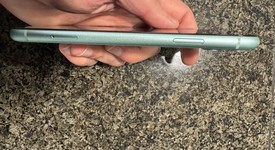 Mint
													Apple iPhone 11 - Unlocked, Green, 64 GB, A2111, photo 4 of 10