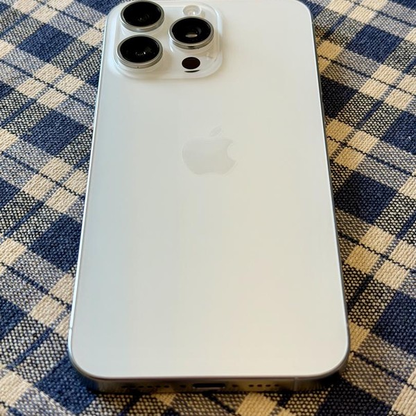 Apple iPhone 15 Pro Max - Unlocked, 256 GB, White, A2849