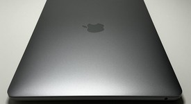 Good
													MacBook Pro 2020 - 13" - Apple M1, Gray, 256 GB, 8 GB, photo 5 of 7