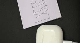 Used
													Apple AirPods Pro 1st Gen - Wireless Case, photo 5 of 7