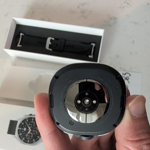 Samsung Galaxy Watch8 Classic - Wi-Fi, Black, SM-L500, 46mm