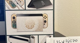 Mint
													Nintendo Switch - OLED - White, 64 GB, The Legend of Zelda: Tears of the Kingdom Edition, photo 3 of 6