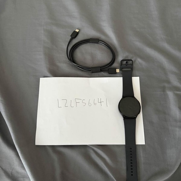 Samsung Galaxy Watch6 - Unlocked, Graphite, 44mm