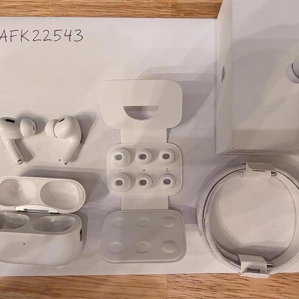 Apple AirPods Pro 2 - USB-C