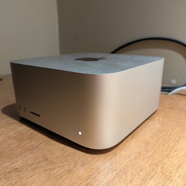 Mac Studio 2025 - 2 TB, 512 GB, Apple M3 Ultra 32-core