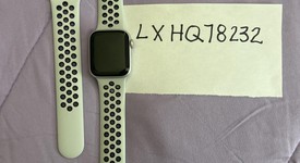 Mint
													Apple Watch SE 1st Gen 40mm - Unlocked, Silver, A2353 - Cellular, Nike, photo 2 of 9