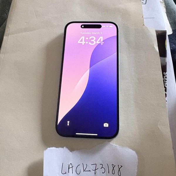 Apple iPhone 15 - T-Mobile, 256 GB, Green, A2846