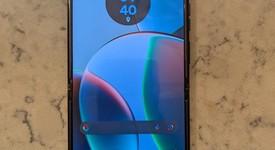 Good
													Motorola Razr (2023) - Unlocked, Sage, 128 GB, 8 GB, photo 2 of 9