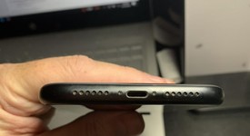 Good
													Apple iPhone Xr - Unlocked, Black, 64 GB, A1984, photo 4 of 7