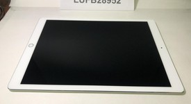 Good
													Apple iPad Pro 12.9" 2nd Gen 2017 - Wi-Fi, Silver, 64 GB, photo 3 of 11