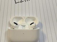 Apple AirPods Pro 1st Gen