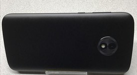 Mint
													Moto E5 Play - Unlocked, Black, photo 4 of 6