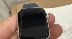 Mint
													Apple Watch SE 2nd Gen 40mm - Silver, A2722 - GPS, Aluminum, photo 3 of 5