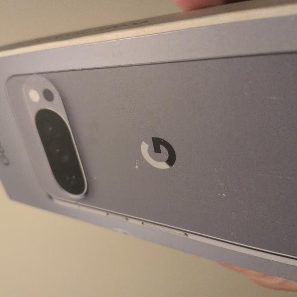 Google Pixel 10 Pro - Unlocked, 256 GB, Moonstone, G4QUR