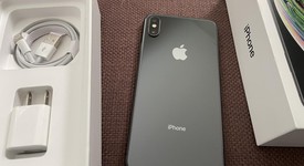 Good
													Apple iPhone Xs Max - Unlocked, Gray, 256 GB, A1921, photo 2 of 5