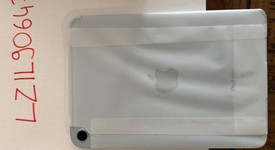 Mint
													Apple iPad Mini 7th Gen - Unlocked, Starlight, 128 GB, A2995, photo 2 of 15
