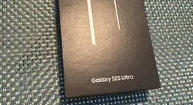New
													Samsung Galaxy S25 Ultra - Unlocked, Black, 256 GB, 12 GB, SM-S938U1, photo 2 of 5