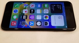 Fair
													Apple iPhone SE 2nd Gen 2020 - Unlocked, Black, 64 GB, A2275, photo 3 of 7