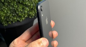 Good
													Apple iPhone Xr - Unlocked, Black, 64 GB, A1984, photo 2 of 4