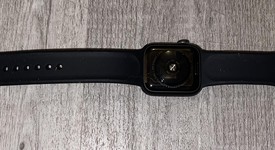Good
													Apple Watch SE 1st Gen 40mm - Gray, A2351 - GPS, Nike, photo 5 of 9
