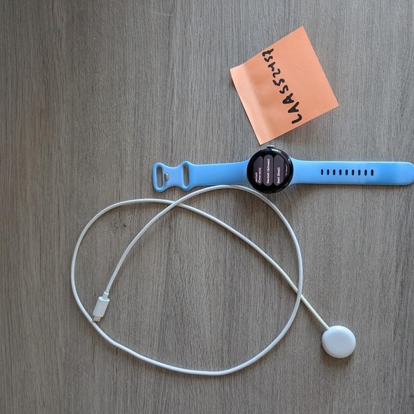 Google Pixel Watch 2 - Unlocked, Silver, LTE