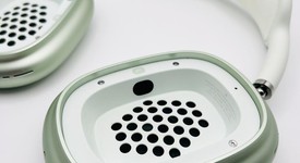 Used
													Apple AirPods Max - Green, photo 3 of 10