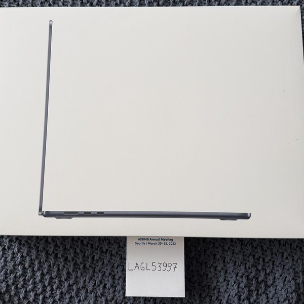 MacBook Air 2026 (M5) - 15 inch - 1 TB, Midnight, 16 GB, Apple M5 10-Core (10-core GPU)