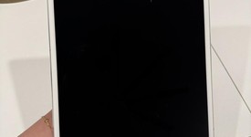 Good
													Apple iPad Pro 10.5" - Unlocked, Silver, 64 GB, photo 4 of 11