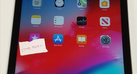 Good
													Apple iPad 6th Gen - Unlocked, Gray, 32 GB, A1954, photo 4 of 4