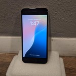 Good Apple iPhone SE 3rd Gen 2022 - Unlocked, Starlight, 128 GB, A2595