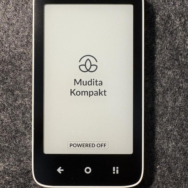 Mudita Kompakt - White