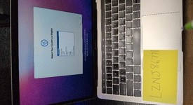 Good
													MacBook Pro 2016 (With Touch Bar) - 13" - Silver, 256 GB, 8 GB, photo 3 of 6